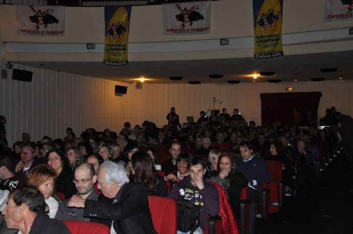 Ingrandisci la foto